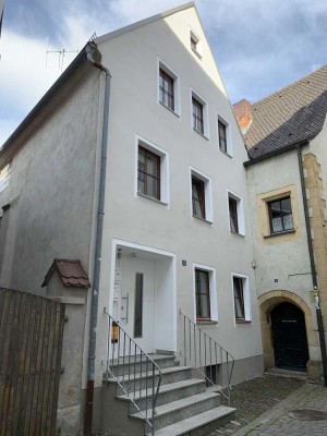 Zweitbezug nach Sanierung 2023 - 3-Zimmer-Wohnung - 1.OG -  im Zentrum Ambergs