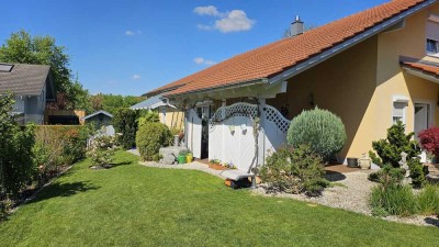 Elegantes Einfamilienhaus mit Doppelgarage und Garten in Kraiburg am Inn