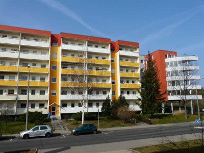 Sanierte 3-Raumwohnung mit großer Loggia