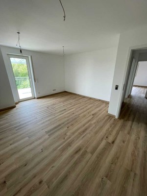Helle 4-Zimmer Wohnung in ruhiger Ortsrandlage von Ichenhausen