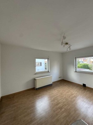 3-Zimmer-Wohnung im EG (Hochparterre) eines 2-Familienhauses in Lauffen