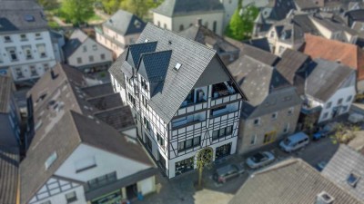 TOP Kapitalanlage: Wohn- und Geschäftshaus mit Aufzug in Neuenrade