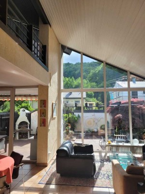 Großzügige 4 1\2 Zimmer Wohnung Uninähe