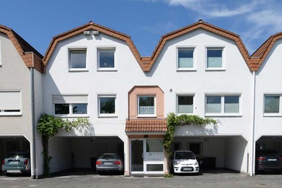 Keine Kompromisse! Maisonette in erster Rheinlage