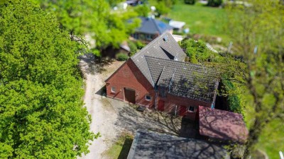 Entkerntes Landhaus in Rosengarten-Emsen zur Sanierung und Individualisierung!