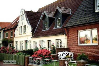 +++ Reihenhausanlage mit Stellplätzen +++