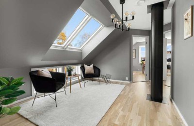Exklusiv kernsanierte 2,5 -Zimmer-Dachwohnung mit stilvollem Wohnkonzept