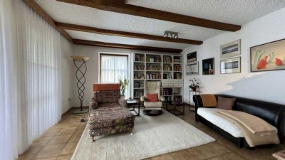 Wohnen mit Komfort: 3 Zimmer, Balkon und Garage in Waldkraiburg
