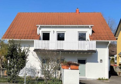 Bonn-Lannesdorf Modernes Ein-Zweifamilienhaus mit ausgebautem Kellergeschoss