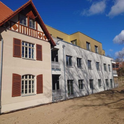 Stuckjuwel - Flügeltüren - Vollholzdielen - Marmorbad wunderbarer Altbaucharme - Erstbezug