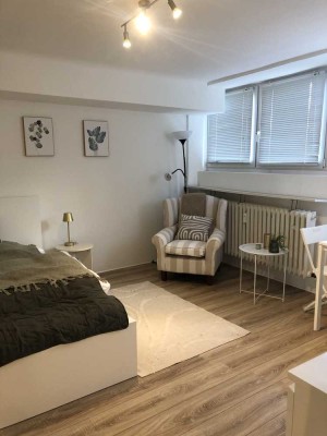 Voll möbliertes 1,5-Zimmer-Souterrain-Apartment in Düsseldorf-Grafenberg