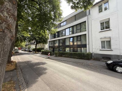 Moderne und seniorengerechte 3-Zimmer Wohnung mit großem Balkon und Garage in Solinger-Südstadt