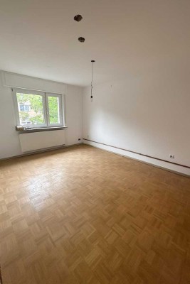 Erstbezug nach Sanierung: 4-Zimmer-Wohnung in Mannheim