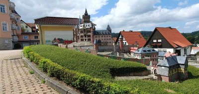 Charmante, gepflegte 3-Zimmer-Dachgeschosswohnung mit gehobener Innenausstattung und Balkon