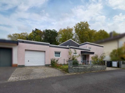 Ein sanierungsbedürftiges Juwel mit Potential am Schlosspark von Gelnhausen-Meerholz