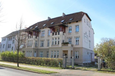 Vollständig renovierte Hochparterre-Wohnung mit Balkon in Wittstock/Dosse