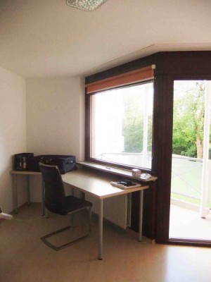 Geräumiges Appartement mit Balkon Nähe Josefskrankenhaus (Erbpacht)