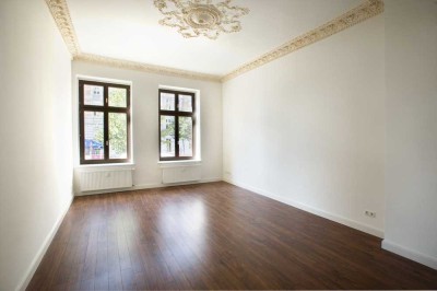 Exclusives Wohnen am Hassel mit Balkon, bei Bedarf mit PKW-Stellplatz.