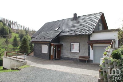 Idyllisches Haus in sonniger, naturnaher Lage + zusätzliches Angebot von Grund und Boden- Masserberg