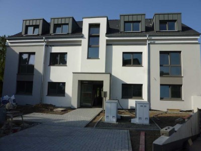 Neubau-Wohnen am Rande der Felder in Bischofsheim