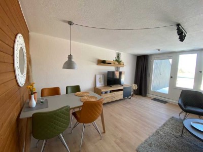 :::Tolle Gelegenheit - 2-Zi.-Whg. in erster Häuserreihe mit freier Sicht ins Rheintal:::