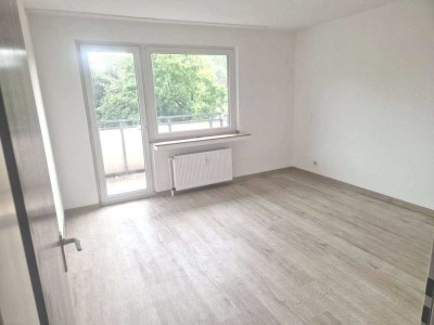 Frisch renovierte 2- Zimmer-Wohnung - Duisburg-Ruhrort, Wohnen am Rhein
