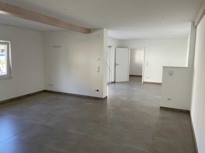 Erstbezug 5  Zimmer Wohnung 140 m² mitten in  Appenweier