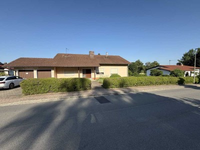 Großzügiges gepflegtes EHF mit ELW, Dachausbau möglich