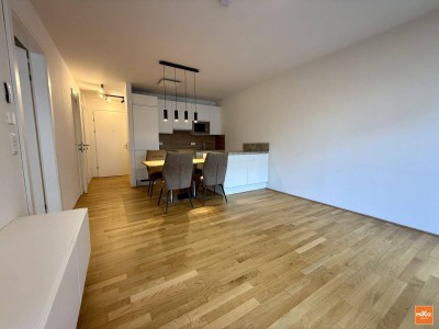Moderne 2-Zimmer-Wohnung mit großem Balkon und Tiefgaragenparkplatz