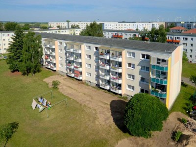 2,5 Zimmerwohnung mit Balkon (Erstbezug) (25.040)