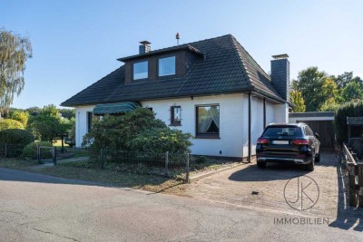 ***Wohnen zwischen Ruhe, Raum und Wärme – Ein Zuhause mit Wintergarten & Kamin in Stuhr-Heiligenrode