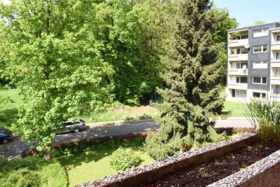 helle 2-Raum-Wohnung mit Balkon in Leverkusen