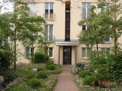 Moderne 3-Zi-Wohnung in 7-Familien-Stadtvilla in Eckenheim (Ffm/Main)