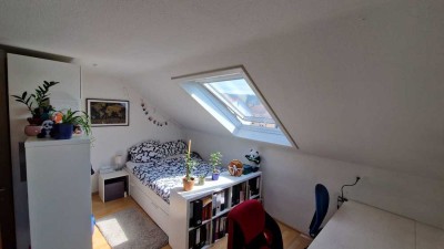 Schöne, helle 1-Zimmer-Wohnung mit EBK in Weingarten