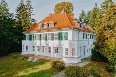 Charme der Vergangenheit, Möglichkeiten der Zukunft - Historische Villa mit einzigartigem Ambiente!