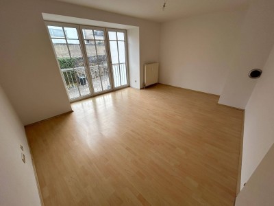 Ab Dezember: Freundliche Wohnung mit Keller und Parkplatz in Judenburg