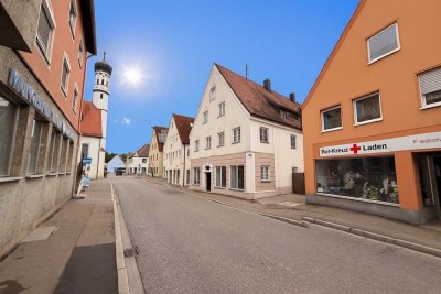 Mehrfamilienhaus mit 5 Wohneinheiten und Gewerbeeinheit in zentraler Lage von Höchstädt a. d. Donau