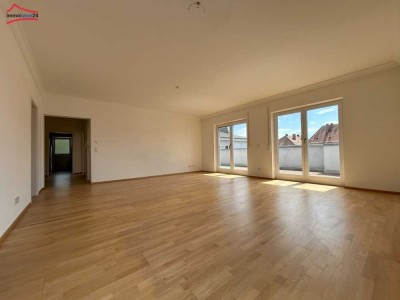 Stilvolle Penthouse-Whg. mit ca. 140 m² Wfl. – Dachterrassen und TG-Stellplatz in 91781 Weißenburg