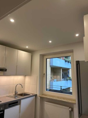 Norderstedt - Komplett renovierte 1 Zimmer Wohnung mit neuer Küche, neuem Bad u. Balkon- Nähe S-Bahn