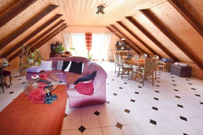 Neuplatendorf: Schönes Einfamilienhaus in idyllischer Lage