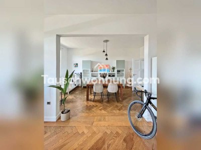 Tauschwohnung: Große 2,5 Zimmer Altbauwohnung in München gegen BERLIN