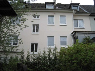 4,5 Zimmer EG in Bochum Werne mit separatem Garten + Garage für kleine Familie oder WG !