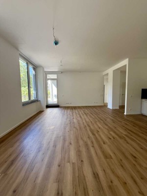 Exklusive 2-Zimmer Neubau Wohnung mit Garten