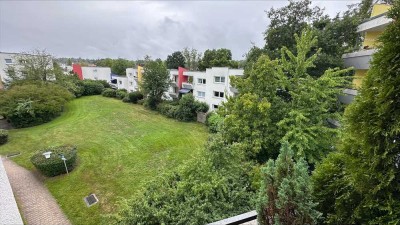 Mit Balkon! Frisch sanierte 3-Zimmer-Wohnung im grünen Gauting