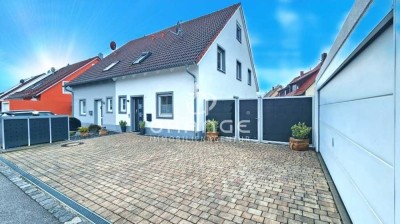 *** Modernisiertes Wohnjuwel in ruhiger Lage: Doppelhaushälfte in Abensberg-Offenstetten ***