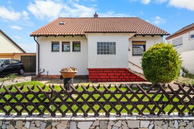 Wohnen wie im Bungalow – freistehend, funktional und bereit für Neues