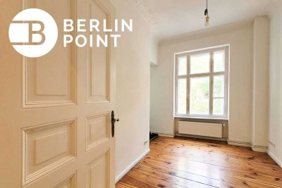 + Mitten im Reuterkiez +  Altbaucharme + Balkon + BEZUGSFREI