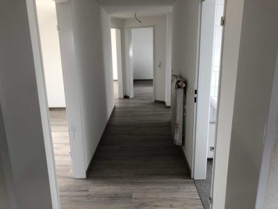 Gepflegte 3-Raum-DG-Wohnung in Hürth