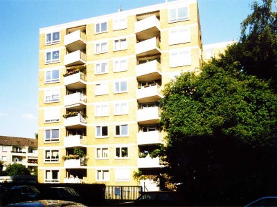 Stilvolle 4,5-Zimmer-EG-Wohnung mit Loggia, EBK in Köln Neuehrenfeld, unvermietet, provisionsfrei