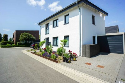 Geldern-Kapellen:Einmalige Chance! - Neubauwohnung im Erdgeschoss mit Garten und Garage